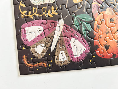 Creepy Crawlies 500 Piece Halloween Puzzle