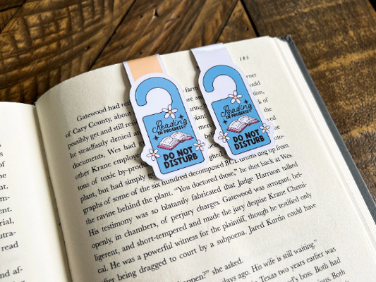 Reading Do Not Disturb Door Hanger, Magnetic Bookmark: White