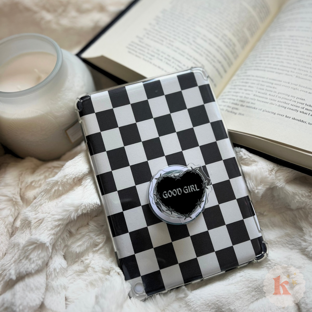 Read like a Good Girl kindle grip | kindle grip | kobo grip: Regular Grip