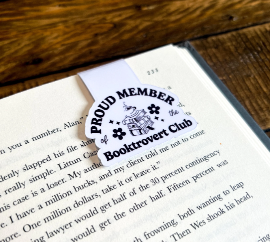 Proud Member Booktrovert Club, Magnetic Bookmark: Blue/Black Daisies