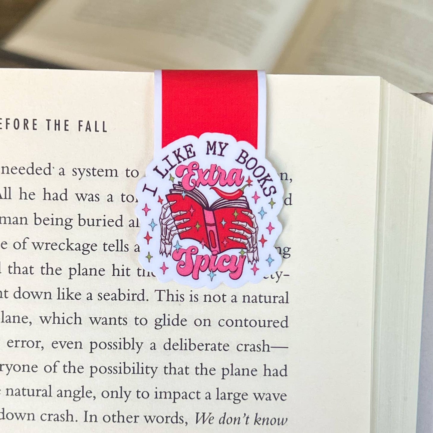 Extra Spicy Books Magnetic Bookmark: Red/Pink